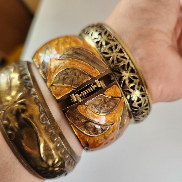 Vintage Brass Bangle Bracelet Set Cloisonne Boho Bohemian Jewlery 1970s Eclectic - Picture 3 of 6